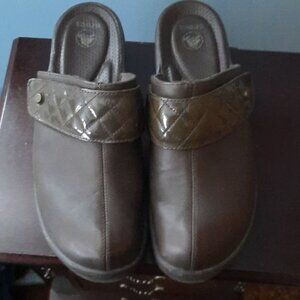 Crocs Brown Faux Leather Slip On Clogs Size 10
